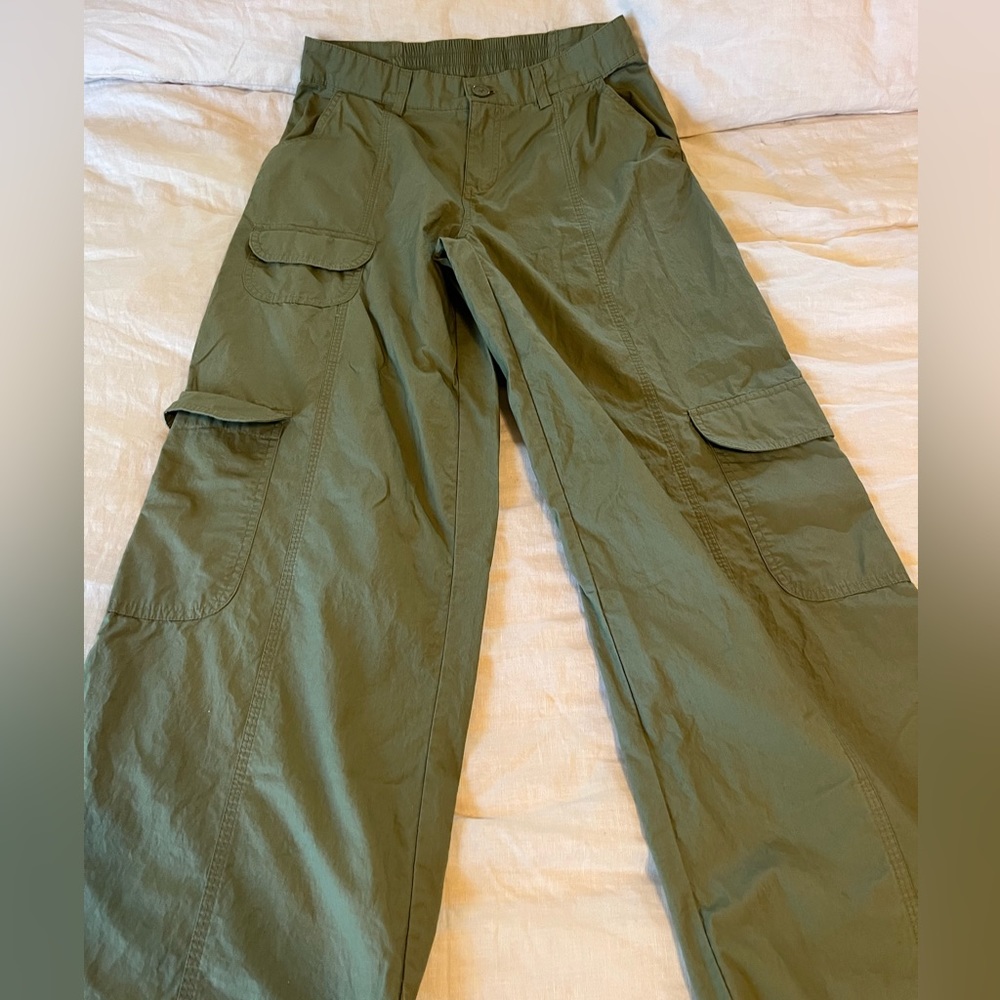 WILD FABLE XSMALL Olive Wide Leg Joggers